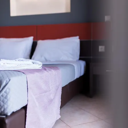 Zante Calinica & Hotell