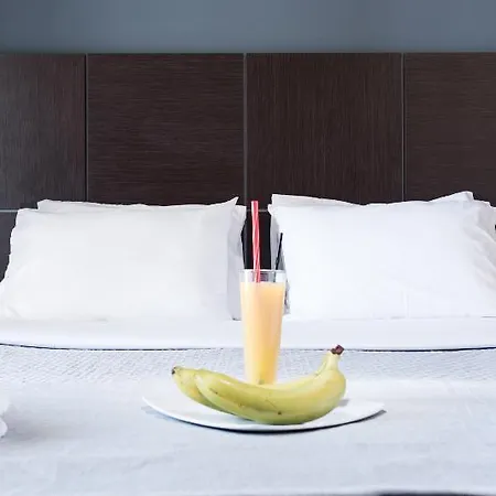 Zante Calinica & Hotell 3*